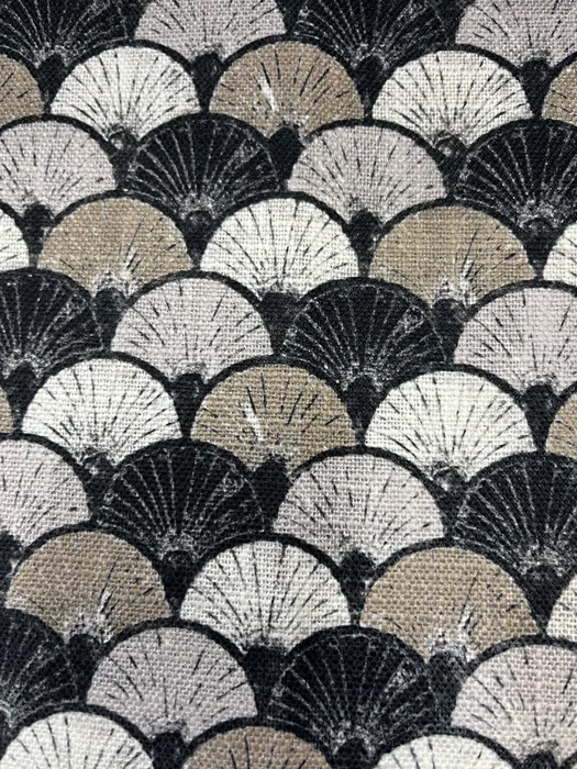 Los Blancos: Los Blancos Scallop Black