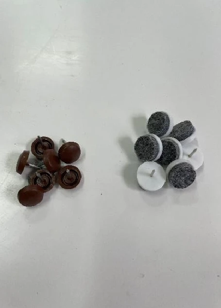 Plastic & felt gliders